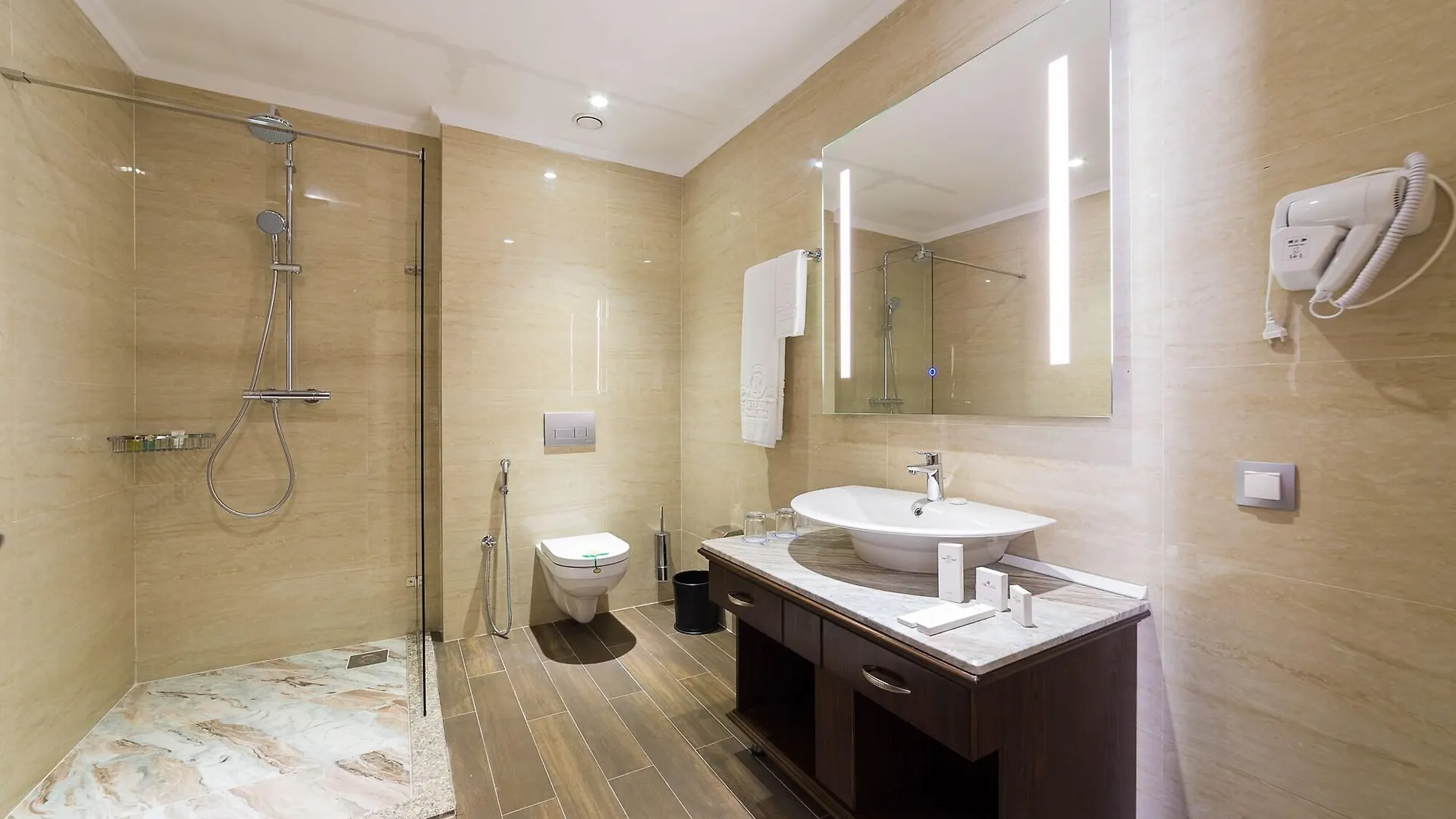 Shera Inn Hotel Alma-Ata